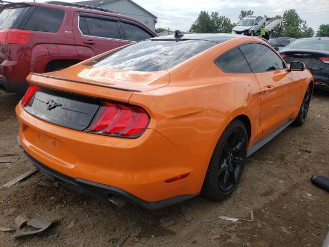  Mustang