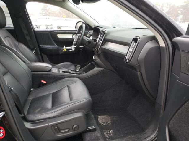  XC40