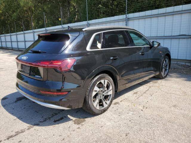  e-tron