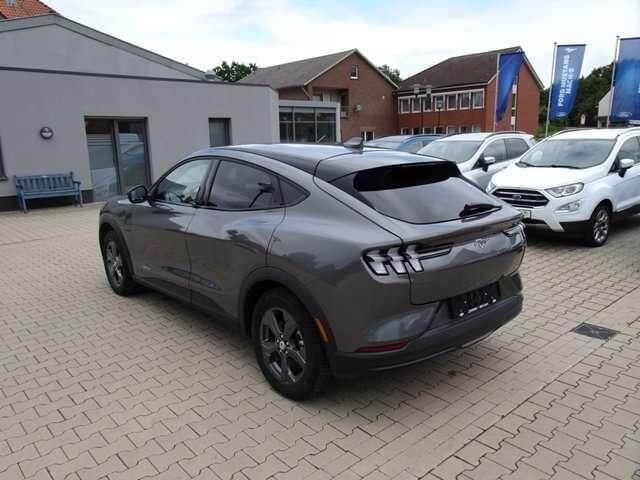  Mustang Mach-E