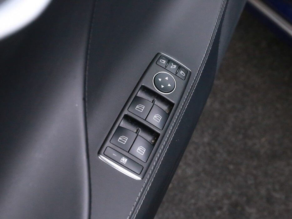 Model S