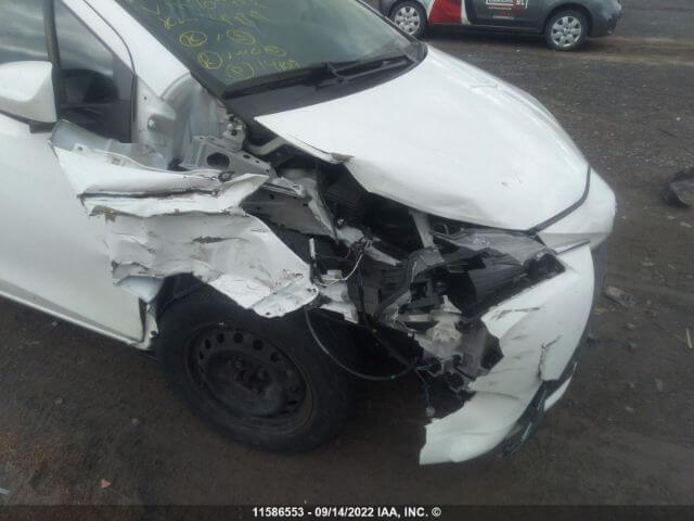  Yaris
