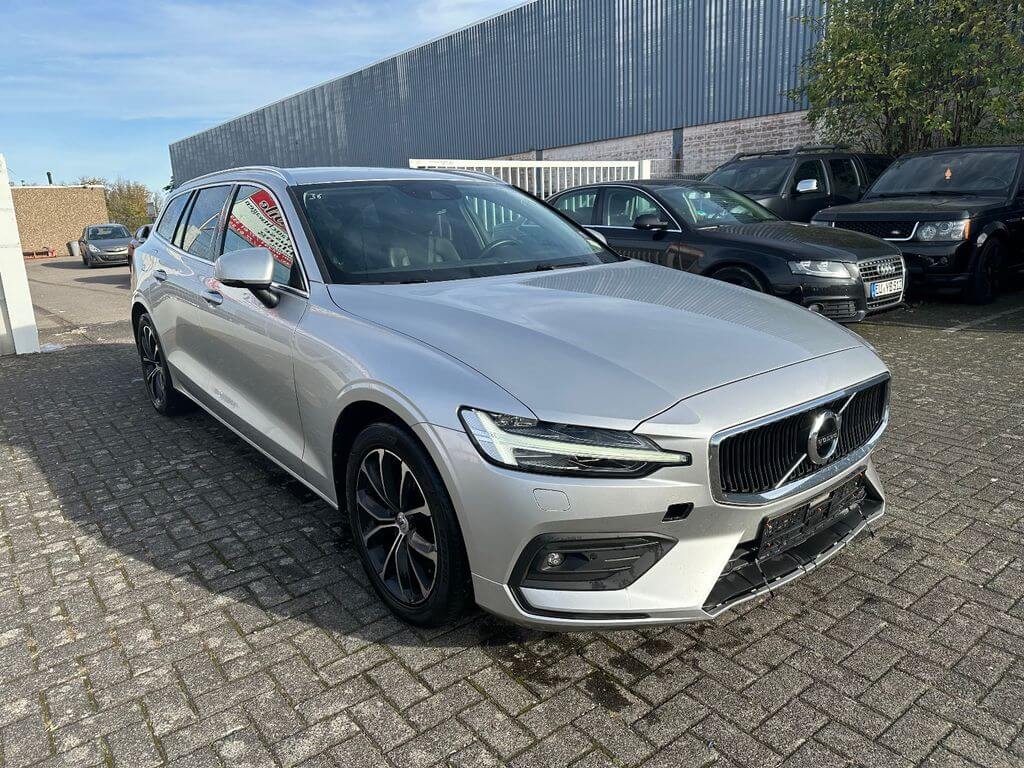 Volvo V60 Kombi Momentum 2018