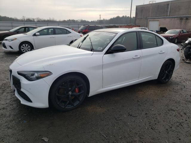  Giulia