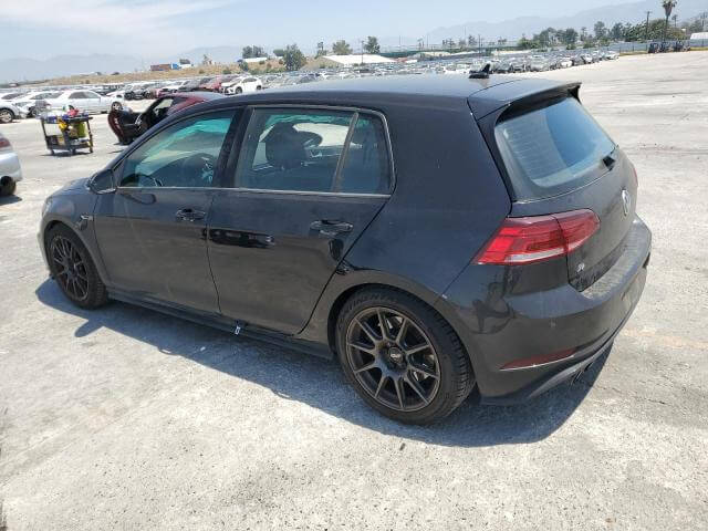  Golf