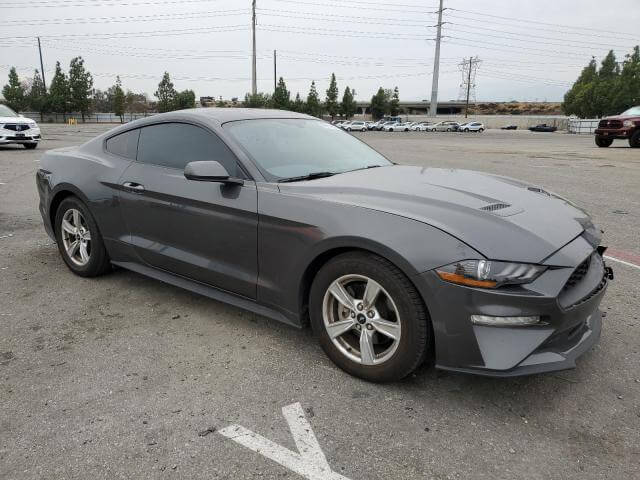  Mustang