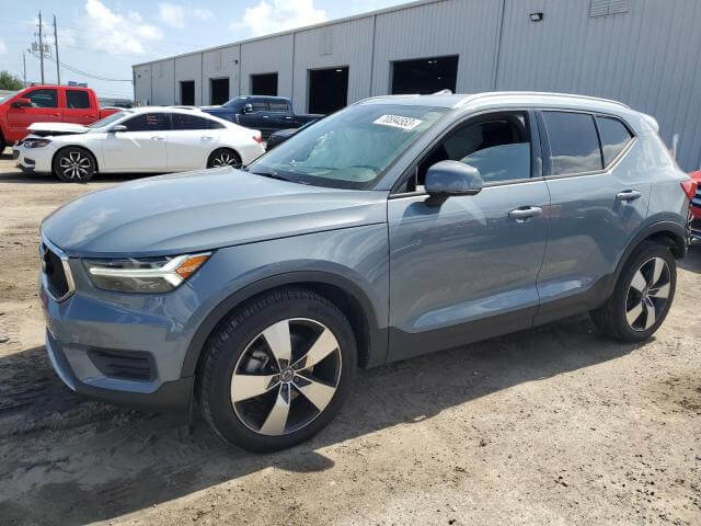  XC40