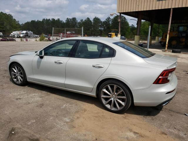  S60
