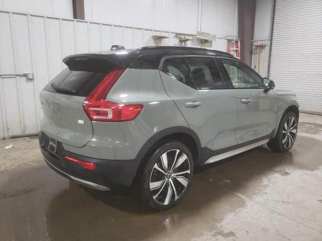  XC40