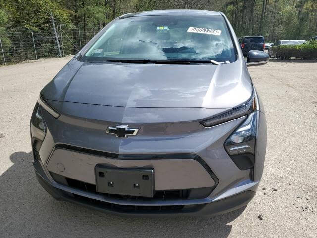  Bolt