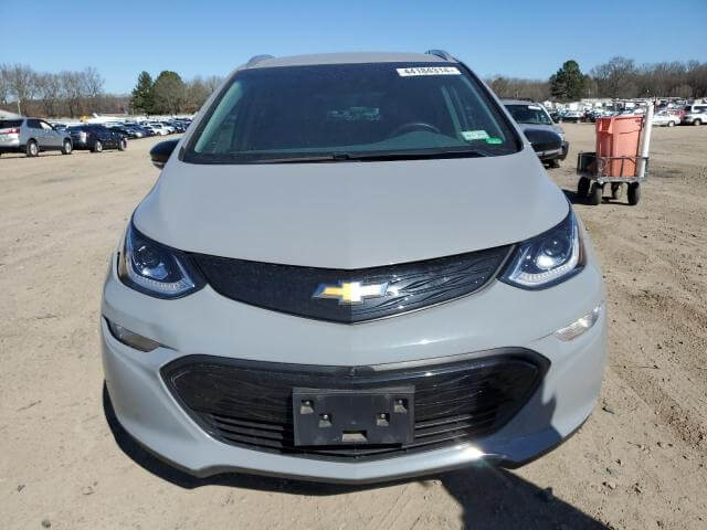  Bolt