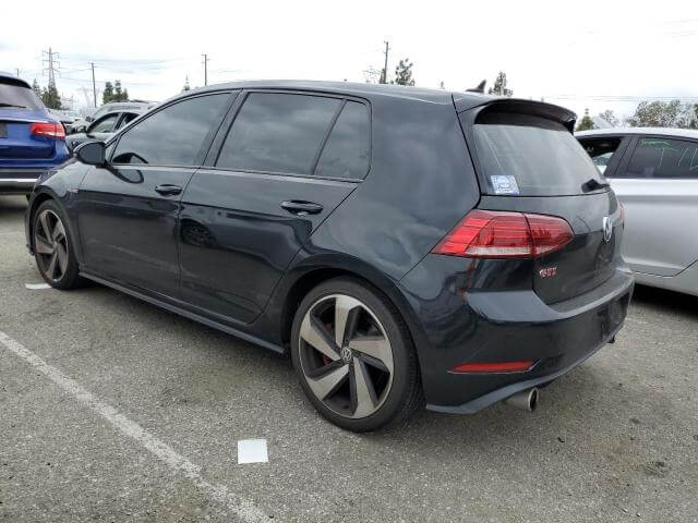 Golf