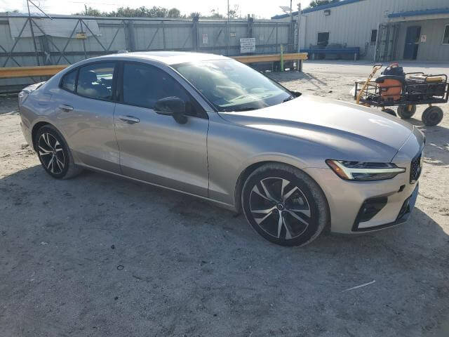  S60