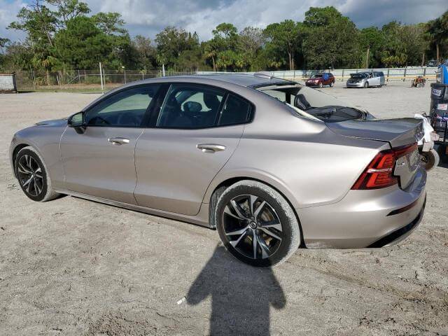  S60