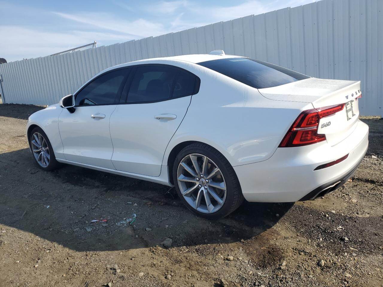  S60