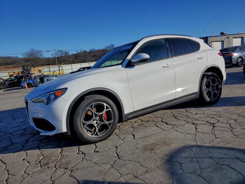  Stelvio