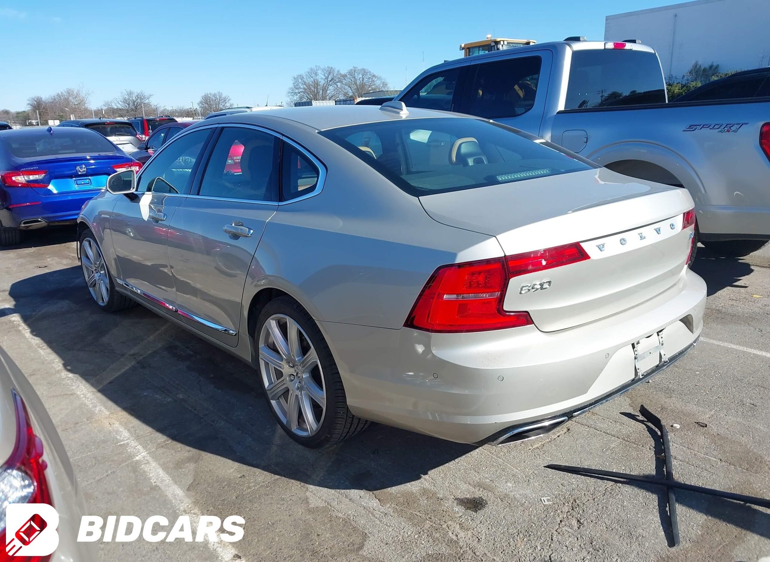  S90