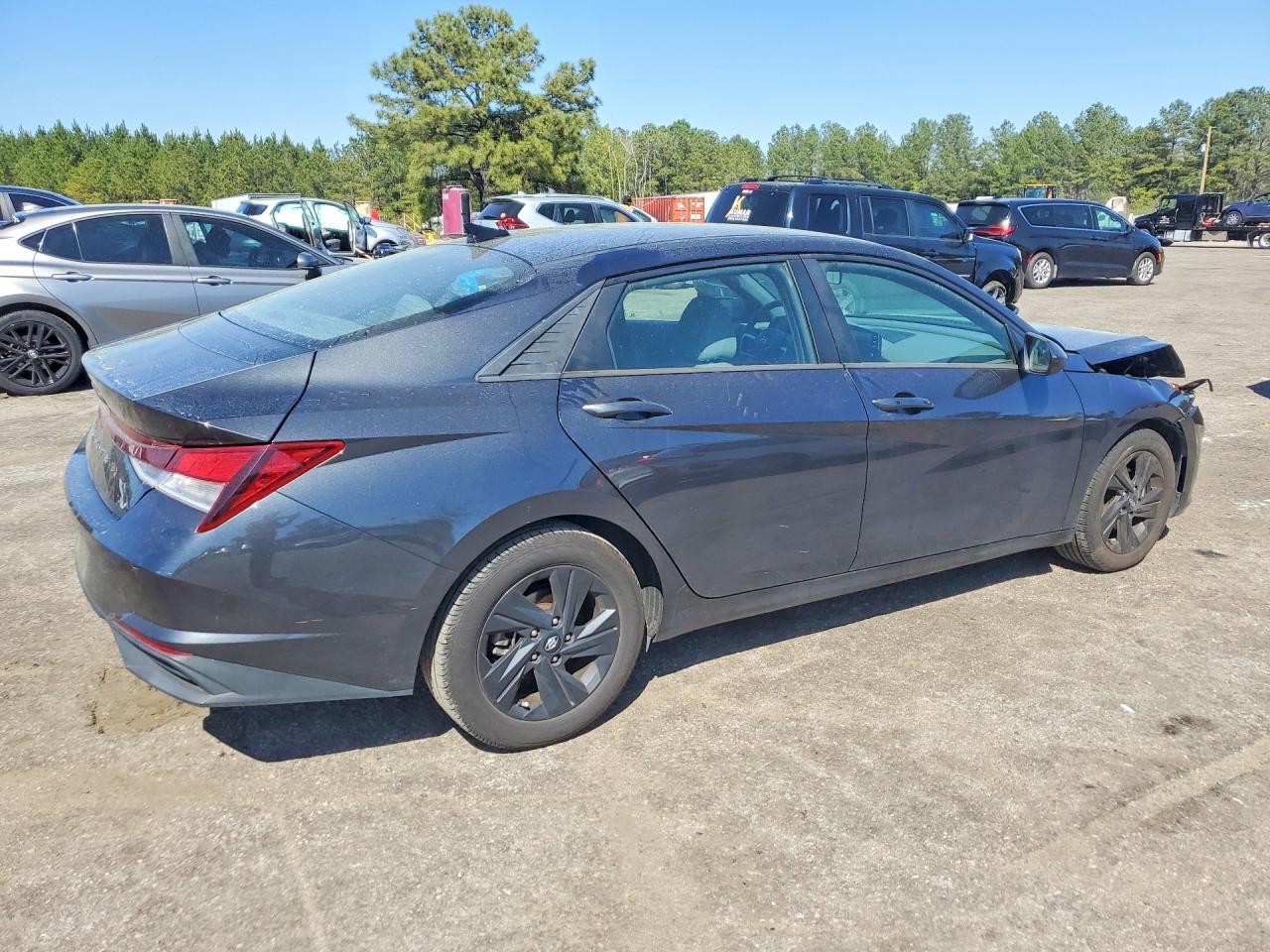  Elantra